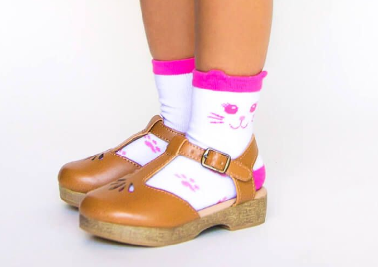 Jefferies Socks Non-Skid Cat Crew Socks 6 Pair Pack