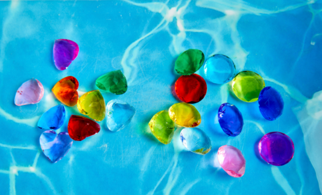 Gold Sparkly Gem Dive Toys