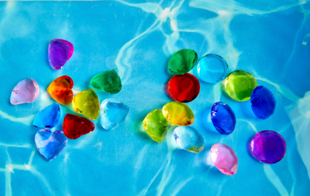 Silver Sparkly Gem Dive Toys