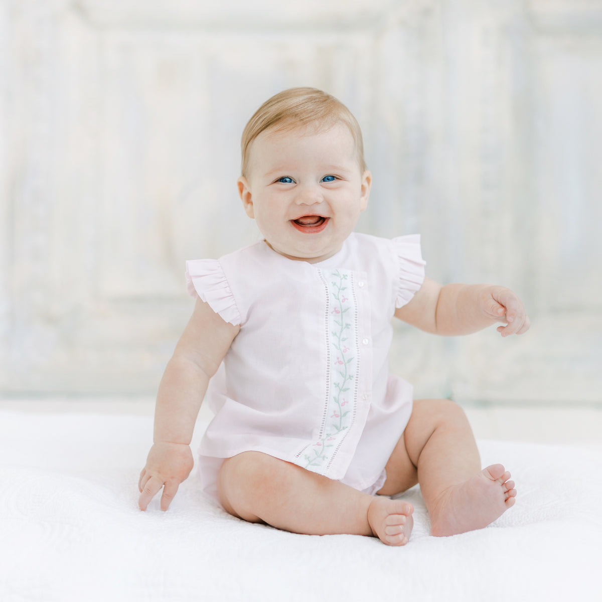 Feltman Brothers Girls Floral Lace Diaper Set - Pink