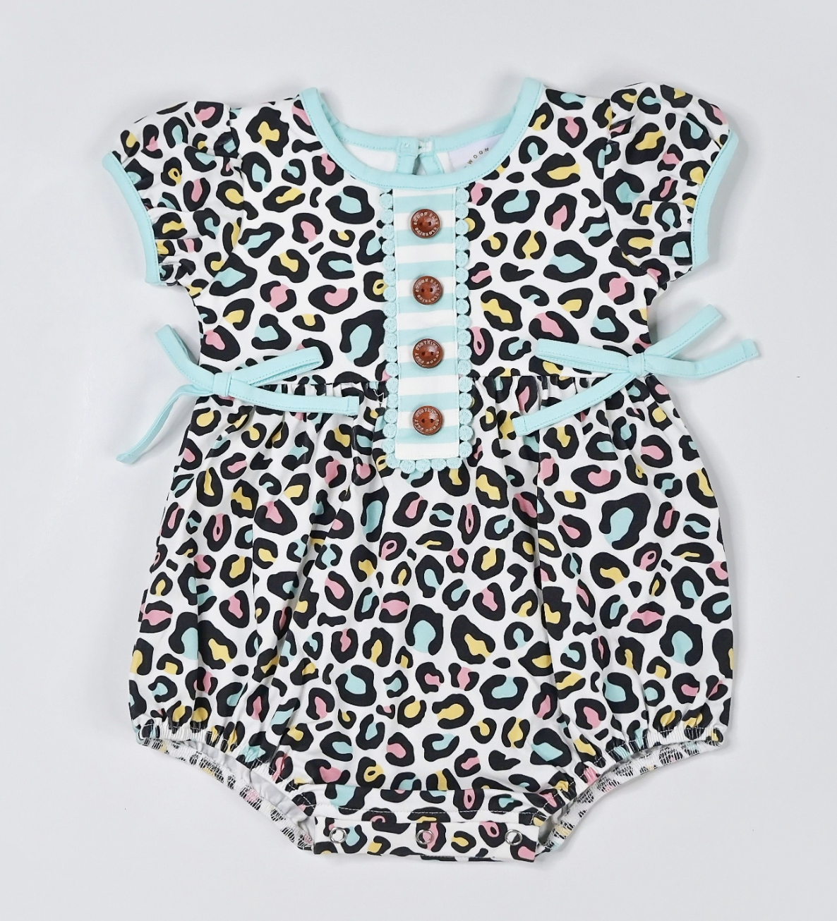 SB Rainbow Leopard Petal Bubble