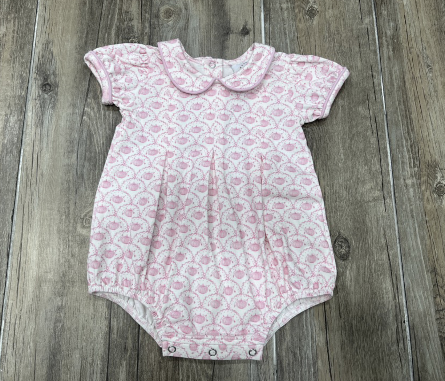 SW Pink Scallop Pumpkin Proper Pleat Bubble