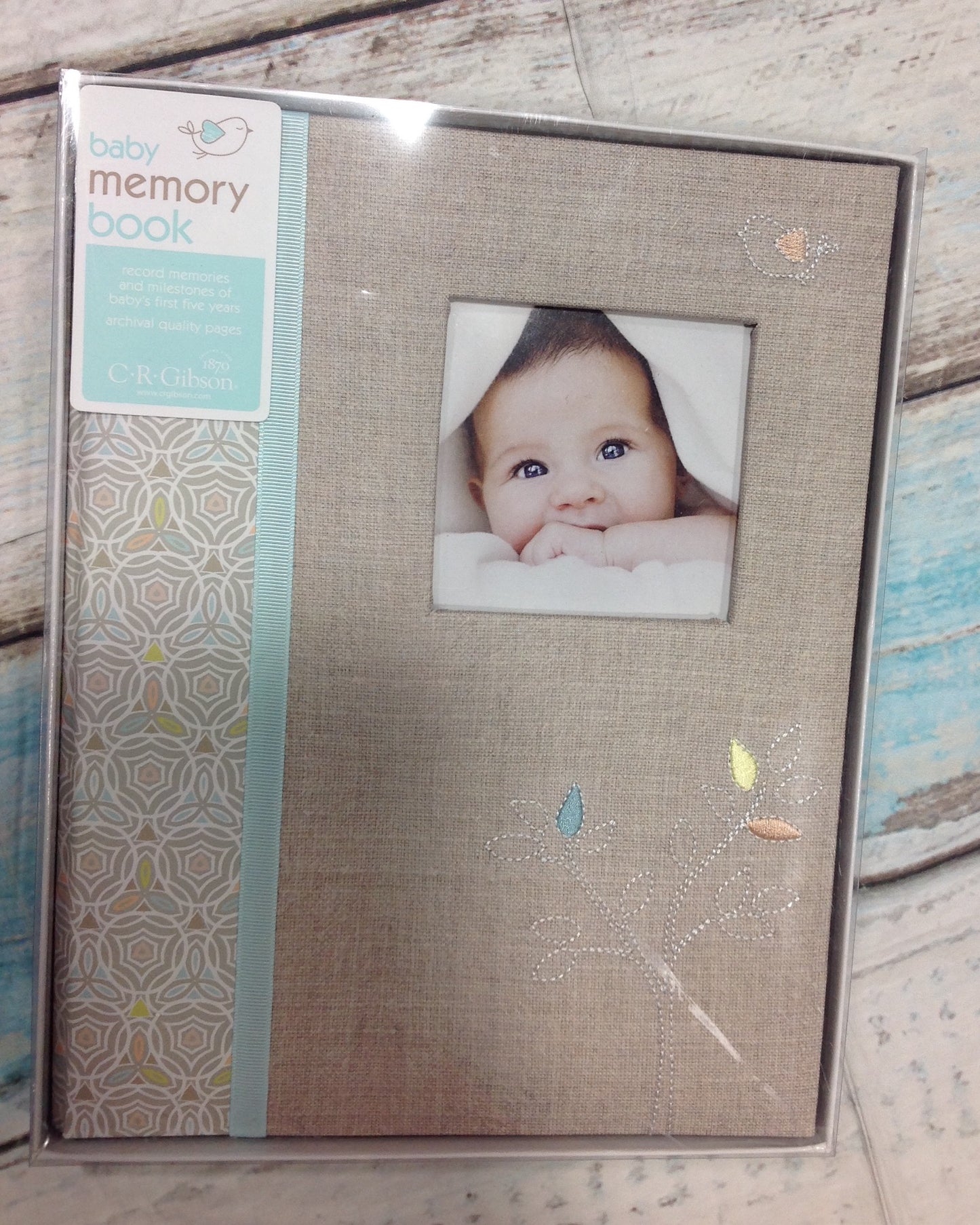 LINEN TREE MEMORY BOOK
