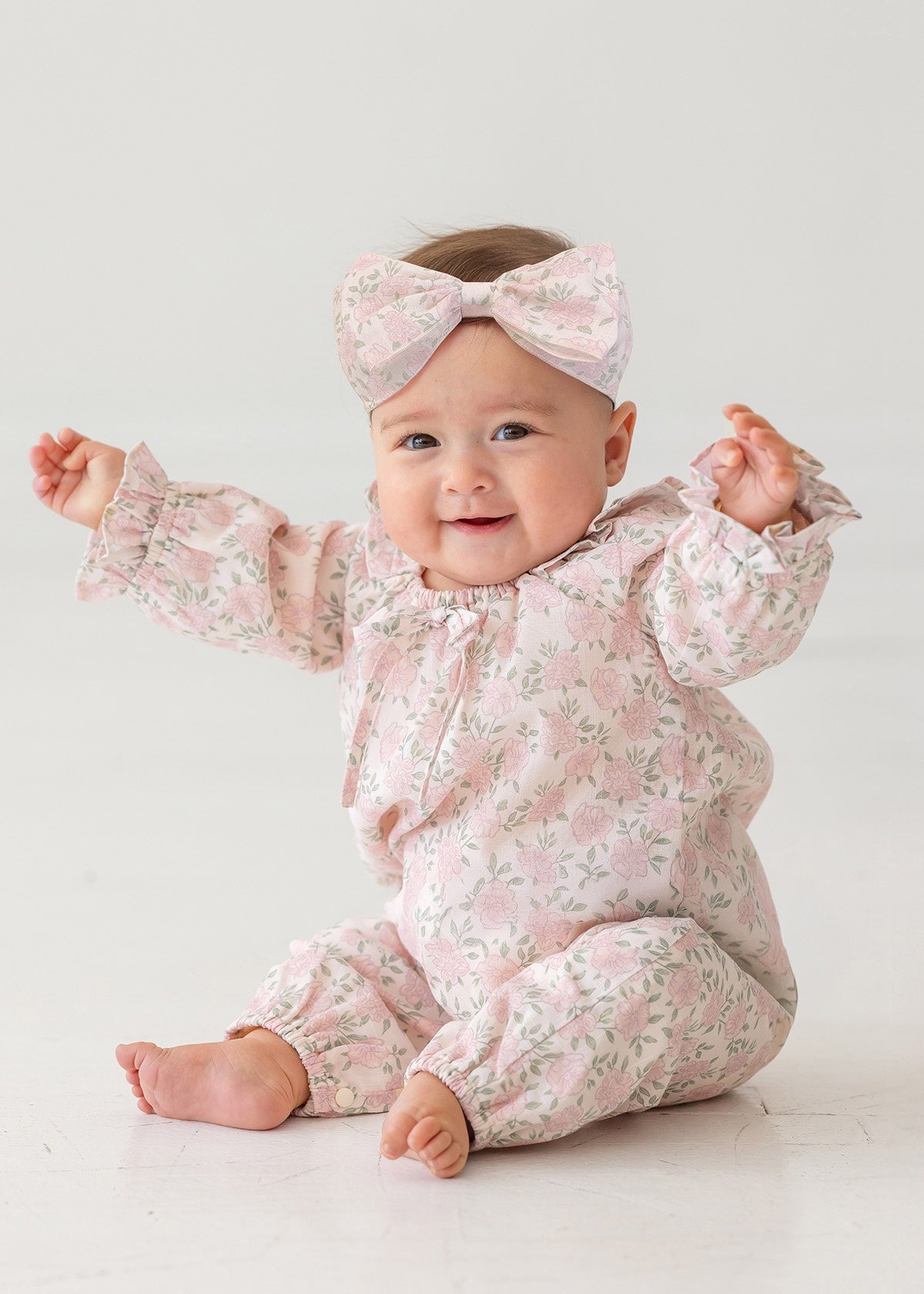 Isobella & Chloe Dewey Rose Romper