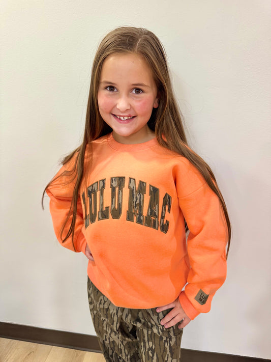 Lulu Mac Orange w/Mossy Oak Bottomland Sweatshirt