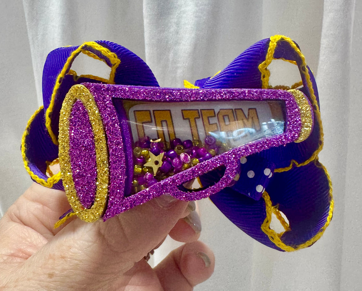 Megaphone Bow Shakers