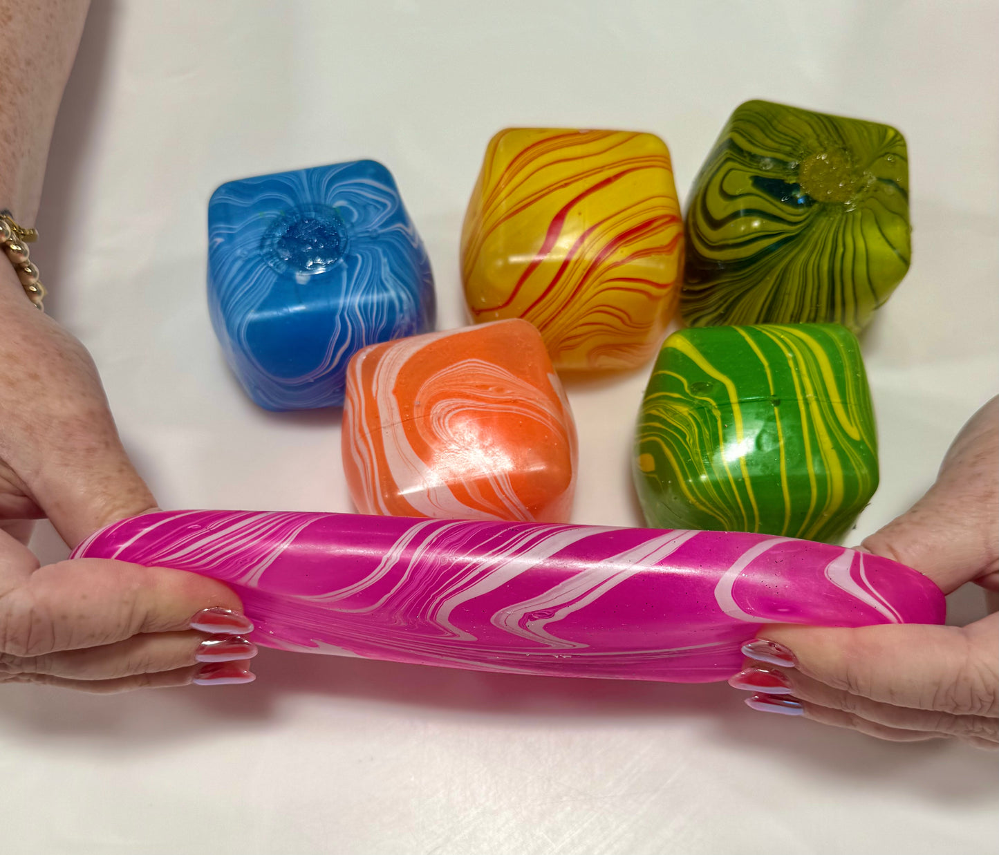 Fun Doh Swirl Squishy Cube
