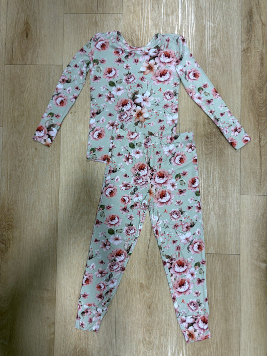 Posh Peanut Millicent Long Sleeve Basic Pajama