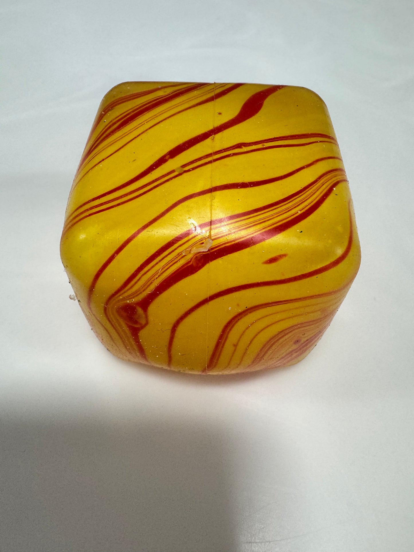 Fun Doh Swirl Squishy Cube