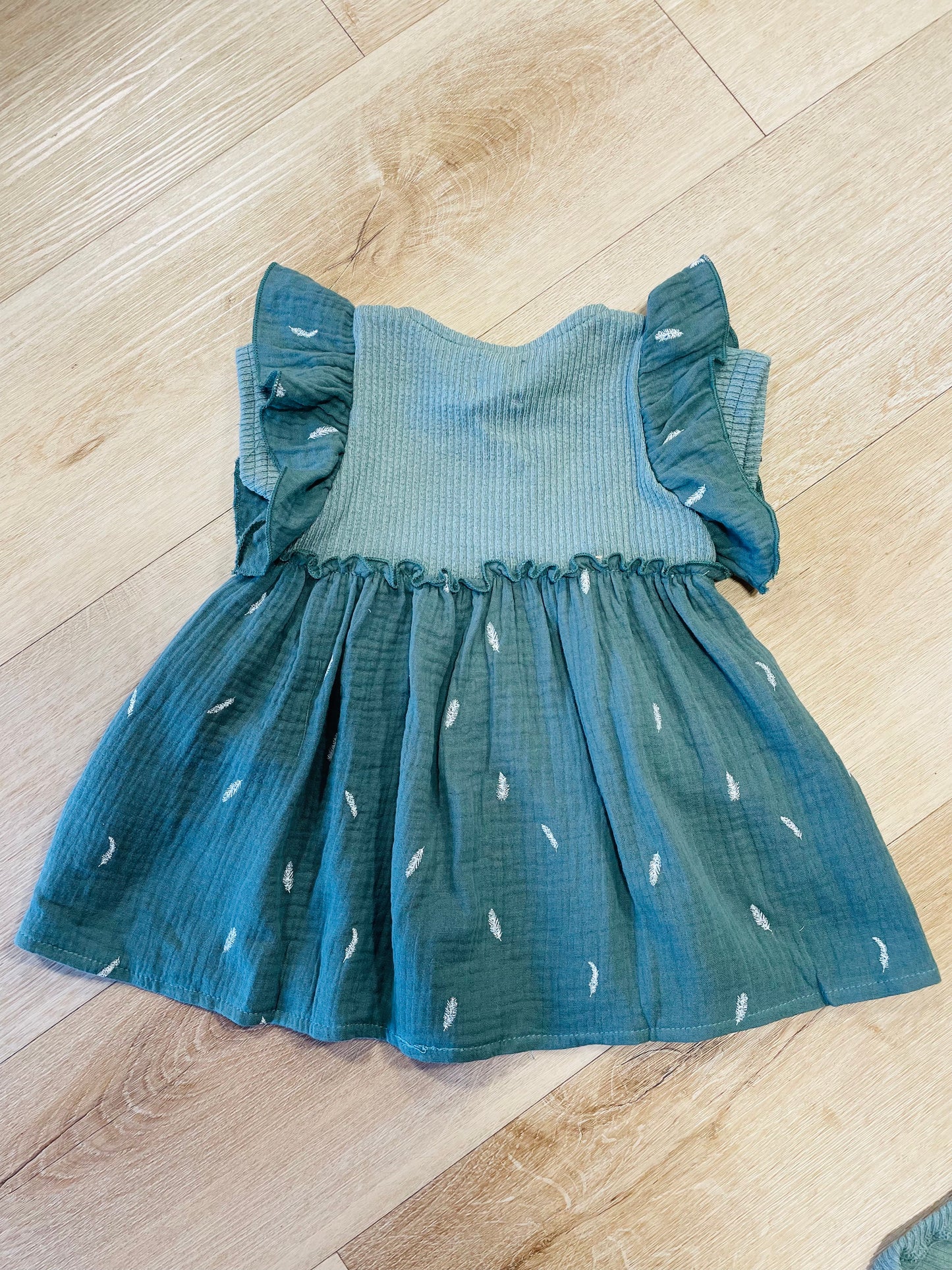 Etti H Cadan Feathered S/S Dress Hunter Green