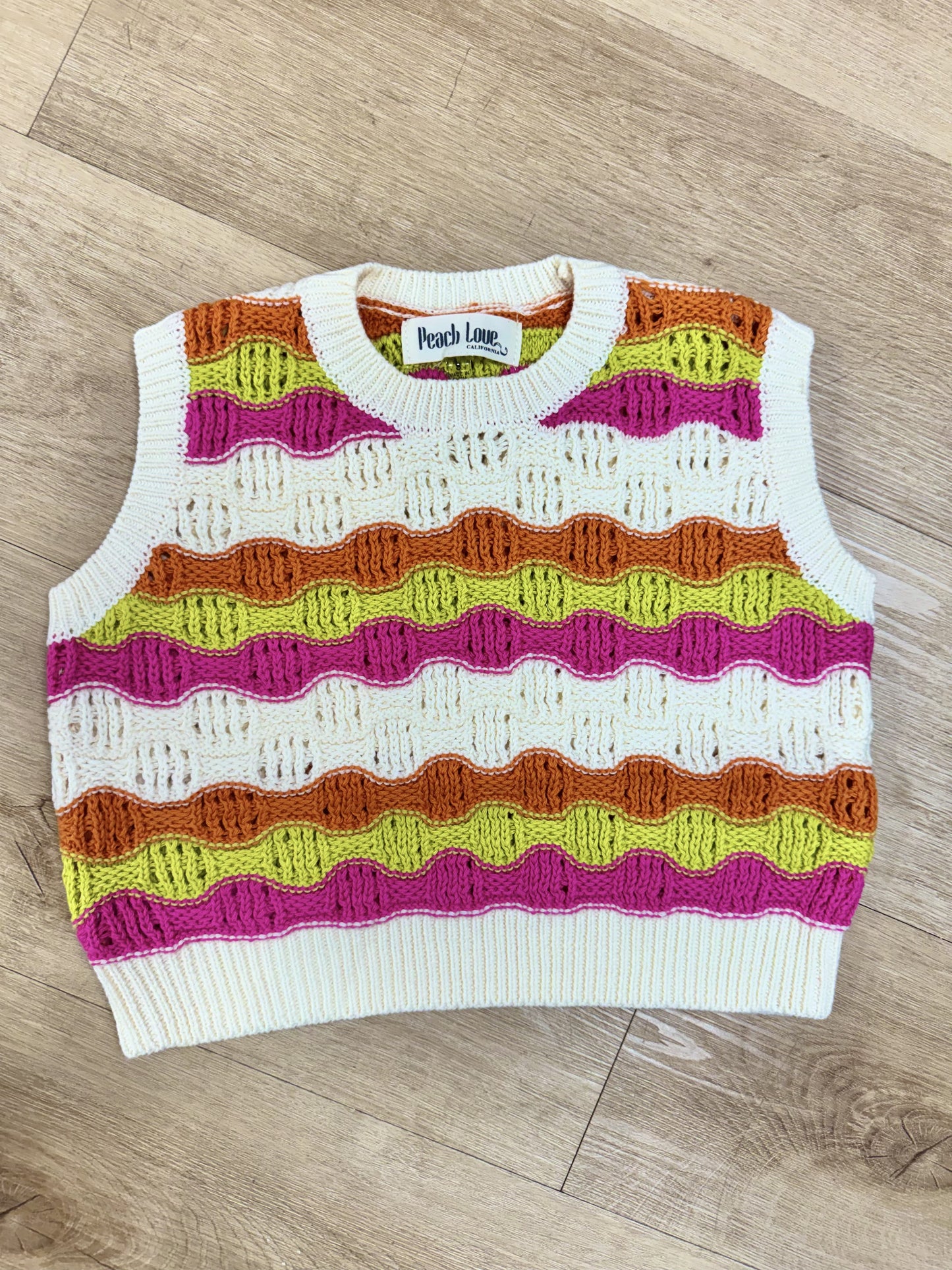 Peach Love Ivory/Fushia Wavy Crochet Sweater Vest