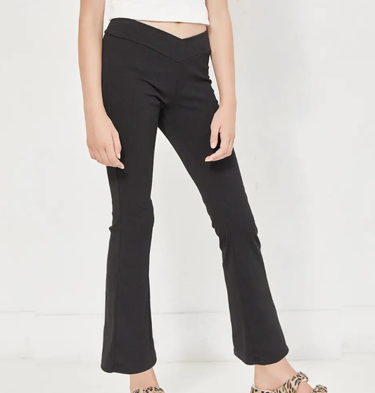 Crossover Waist Ribbed Flare Pants Black