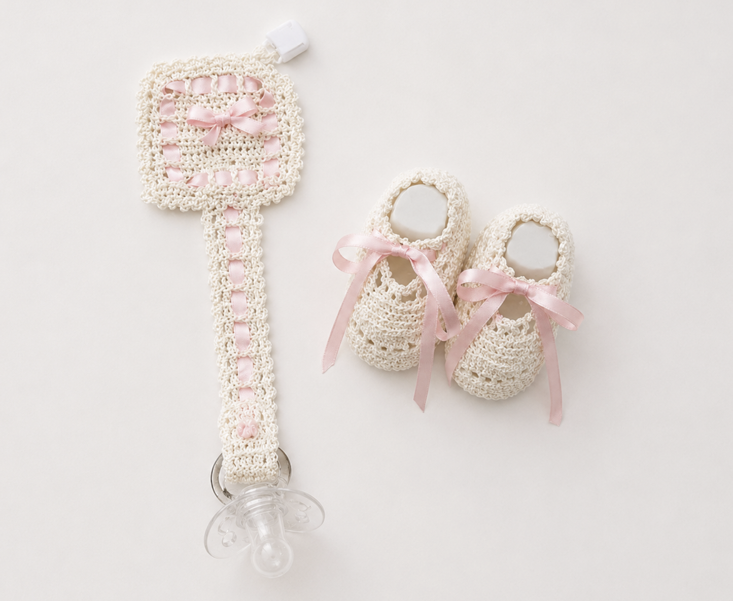 Marion's Child Booties & Pacifier Clip Set - Pink