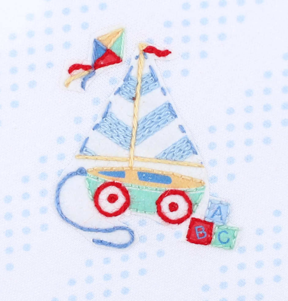 Vintage Sailboat Emb S/S Bubble