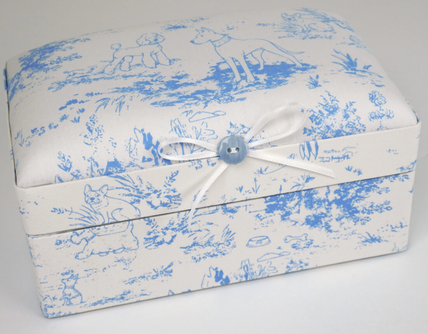 Heirloom Hounds Toile Small Baby Keepsake Box