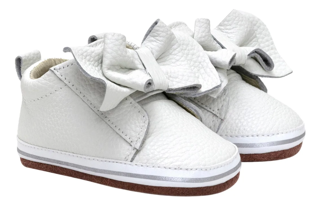 Robeez Aria First Kicks White