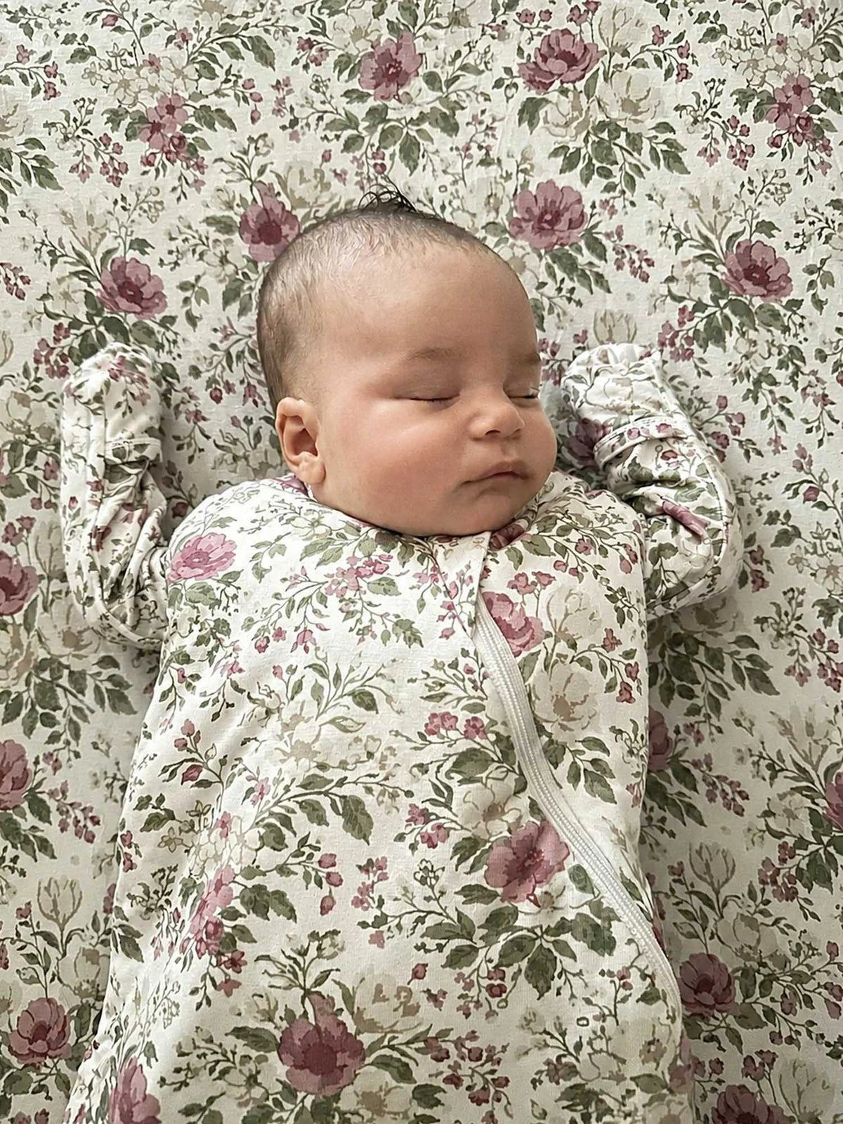 Gunamuna Swaddle Sleep Sack - Savanna