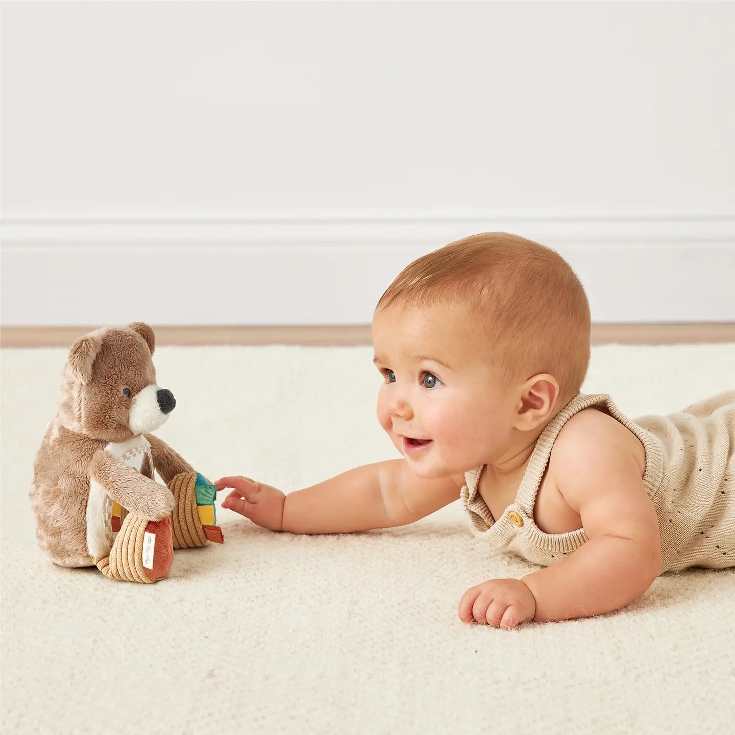 Theo the Bear Itzy Bitzy Mirror