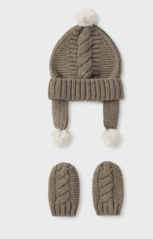 Taupe Hat and Mittens Set Newborn boy