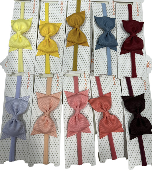 Pantyhose Headband w/2.5" Dainty Flat Specialty Bow