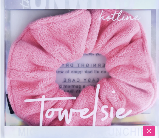 Towelsie Microfiber Scrunchie Hot Pink