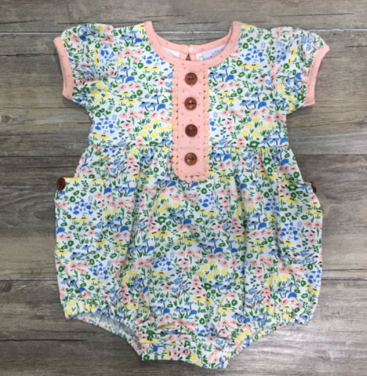 Peachy Floral Petal Pocket Bubble