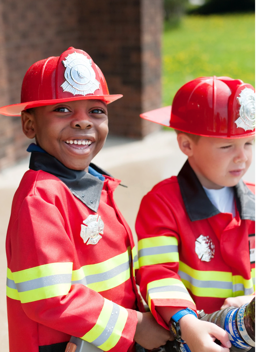 FIREFIGHTER WITH ACCESSORIES